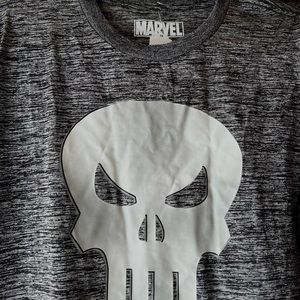Men's Marvel Punisher Retro Skull Symbol Long Sleeve Shirt Athletic Heather